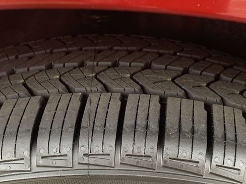 Certified 2017 Toyota Camry XSE FWD image 35