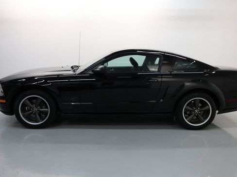 Used 2008 Ford Mustang GT Premium RWD image 42