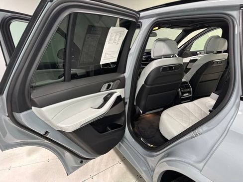 Used 2026 BMW X5 xDrive40i AWD/4WD image 24