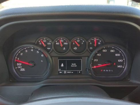 Used 2022 Chevrolet Silverado 1500 Custom image 10