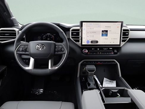 New 2026 Toyota Tundra Limited AWD/4WD image 9