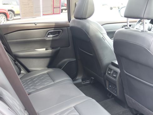 Used 2021 Nissan Rogue Platinum AWD/4WD image 19