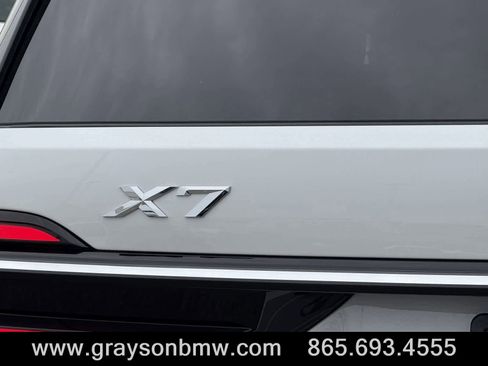 Used 2025 BMW X7 xDrive40i image 35