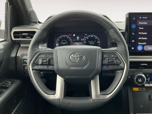 Used 2025 Toyota Tacoma Limited image 14