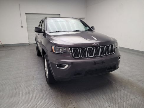 Used 2017 Jeep Grand Cherokee Laredo w/ Quick Order Package 23E AWD/4WD image 14