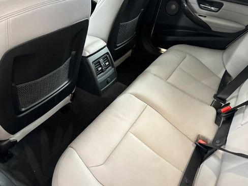 Used 2014 BMW 328i xDrive Wagon image 4