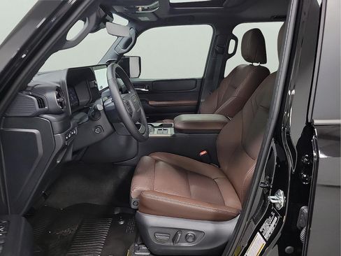 Certified 2026 Toyota Land Cruiser w/ Premium Package AWD/4WD image 11