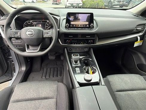 New 2026 Nissan Rogue SV image 18