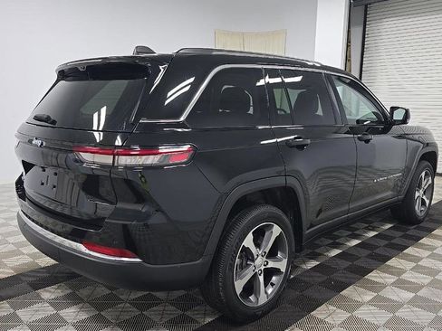 Used 2023 Jeep Grand Cherokee 4WD 4xe w/ Luxury Tech Group II image 5