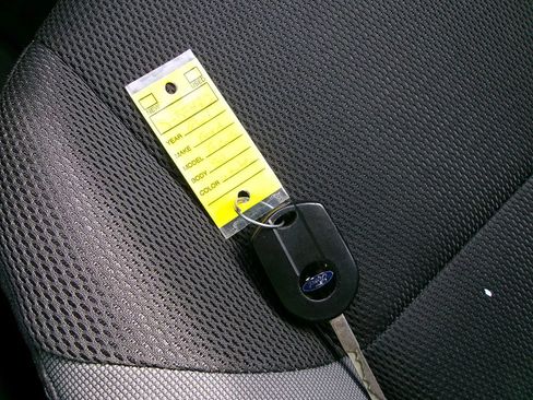 Used 2014 Ford Focus SE FWD image 18