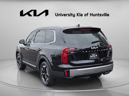 New 2025 Kia Telluride S image 5
