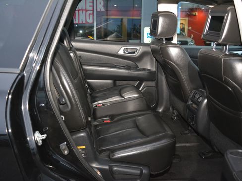 Used 2014 Nissan Pathfinder Platinum image 15