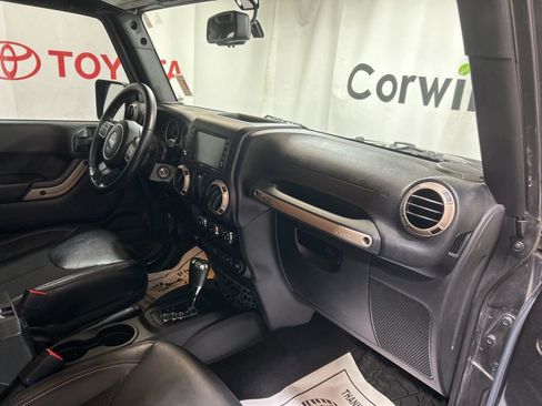 Used 2017 Jeep Wrangler 75th Anniversary image 14