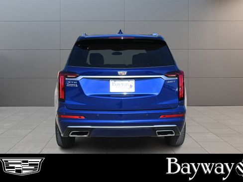 Certified 2023 Cadillac XT6 Luxury image 6