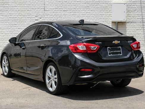Used 2016 Chevrolet Cruze Premier FWD image 10