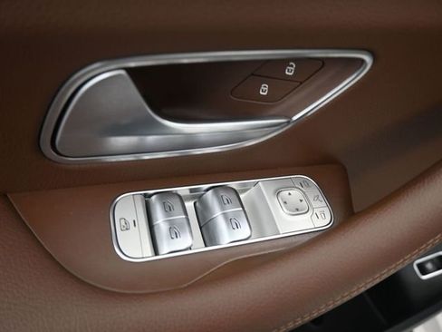 Used 2024 Mercedes-Benz GLE 350 4MATIC image 13