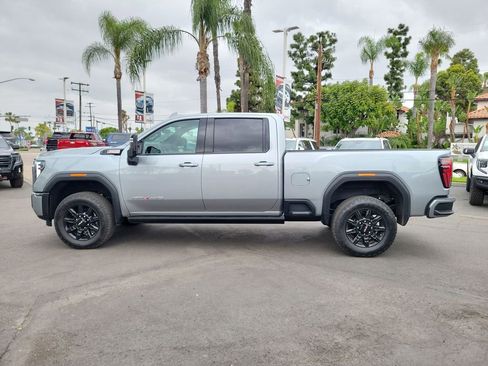 Used 2024 GMC Sierra 2500 AT4 w/ AT4 Premium Plus Package image 5