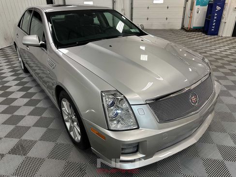Used 2008 Cadillac STS V RWD image 5
