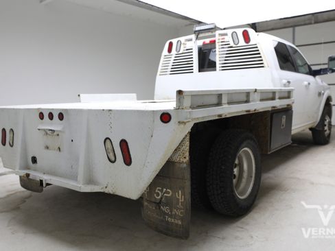 Used 2011 RAM 3500 Laramie w/ Cold Weather Group AWD/4WD image 4