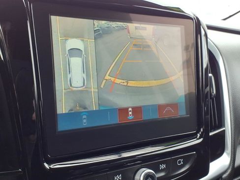 Used 2019 Chevrolet Traverse LT w/ LT Premium Package image 10