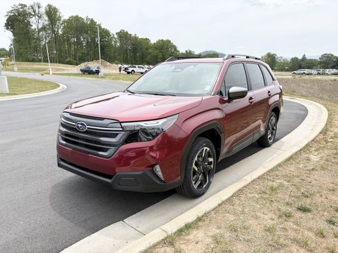 New 2026 Subaru Forester Touring AWD/4WD image 3