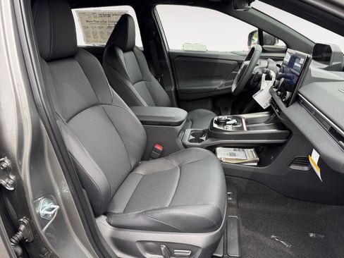 New 2026 Subaru Solterra image 19