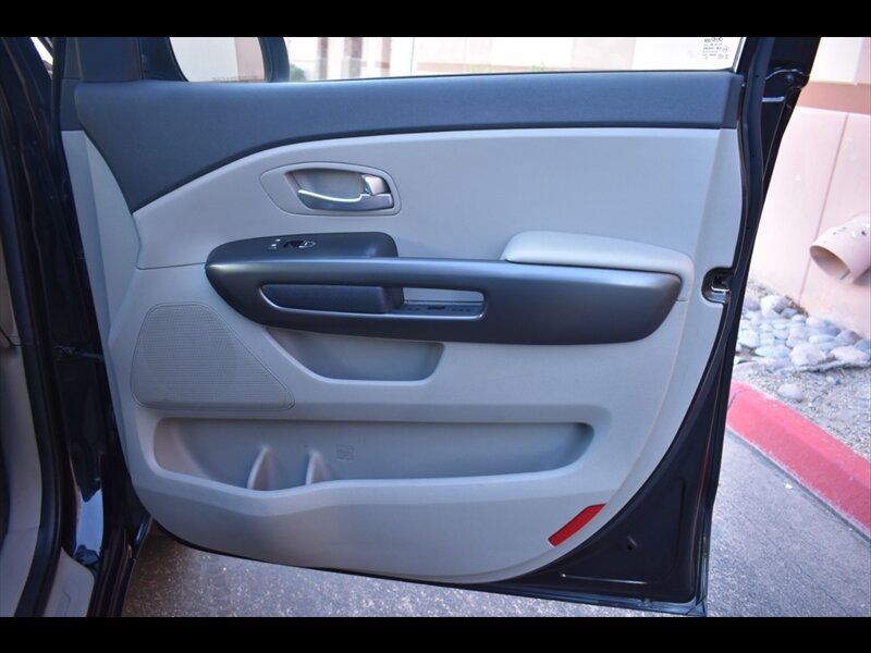 Used 2019 Kia Sedona LX FWD image 36