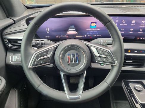 Used 2025 Buick Enclave Preferred image 15