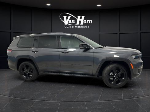 Used 2025 Jeep Grand Cherokee L Limited w/ Luxury Tech Group II AWD/4WD image 8