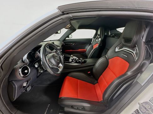 Used 2018 Mercedes-Benz AMG GT Roadster image 23