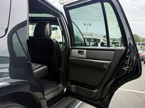 Used 2012 Ford Expedition Limited AWD/4WD image 28