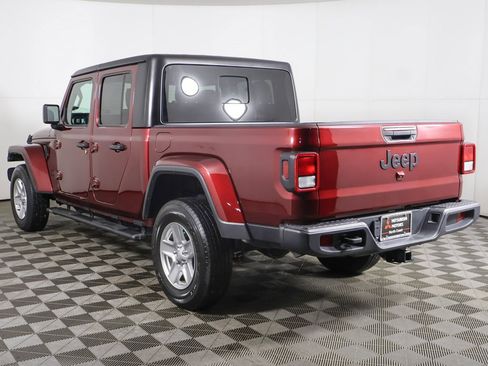 Used 2022 Jeep Gladiator Sport image 6