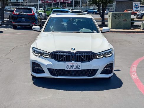 Used 2021 BMW 330i Sedan w/ M Sport Package RWD image 6