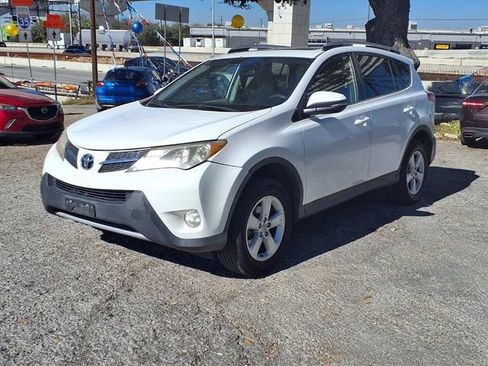Used 2013 Toyota RAV4 XLE AWD/4WD image 3