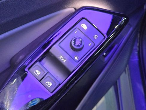 New 2026 Volkswagen ID.4 Pro S RWD image 9