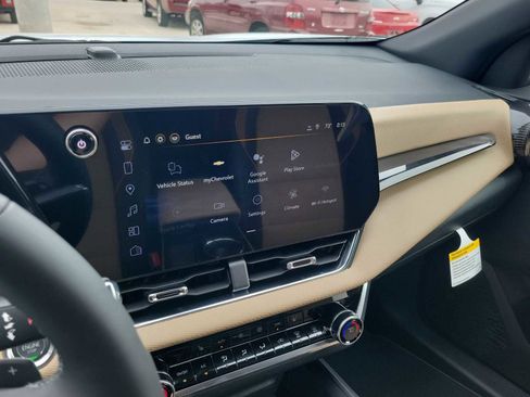 New 2026 Chevrolet Equinox ACTIV w/ Safety and Technology Package image 16