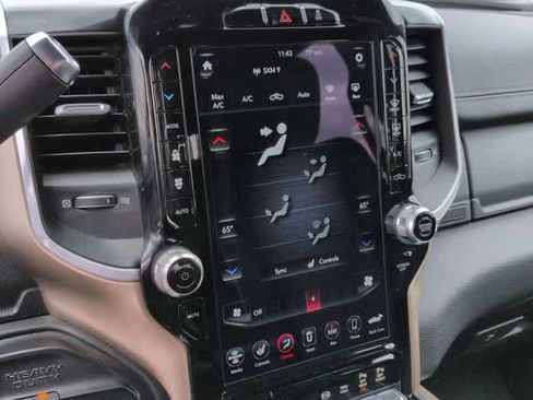 Used 2019 RAM 2500 Laramie w/ Night Edition AWD/4WD image 28