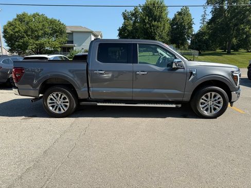 Used 2025 Ford F150 Lariat w/ Equipment Group 501A Mid AWD/4WD image 4