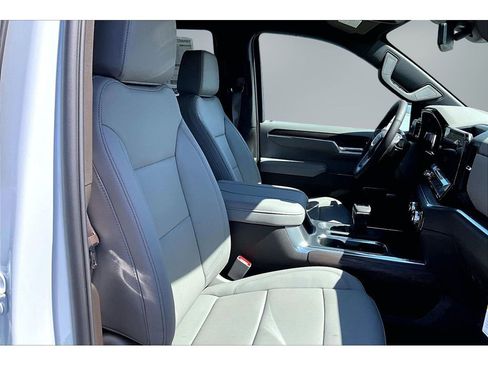 New 2026 GMC Sierra 1500 SLT w/ SLT Convenience Package AWD/4WD image 11