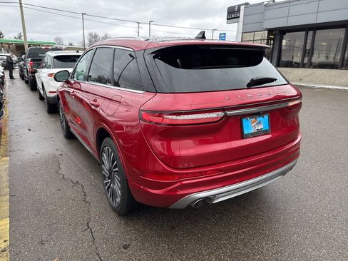 Used 2022 Lincoln Corsair Reserve w/ Equipment Group 201A image 2