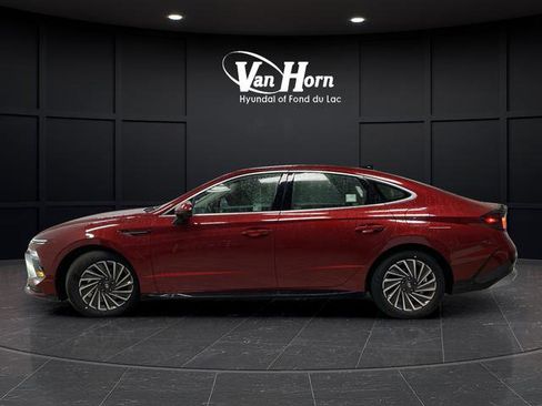 New 2025 Hyundai Sonata Limited image 13