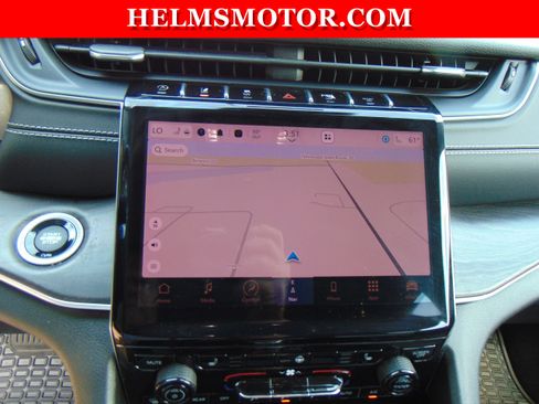 Certified 2022 Jeep Grand Cherokee Limited image 23