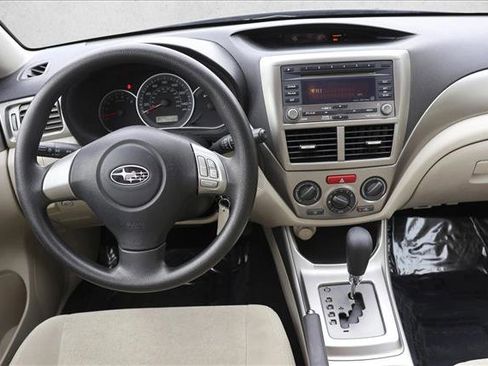 Used 2010 Subaru Impreza 2.5i AWD/4WD image 22