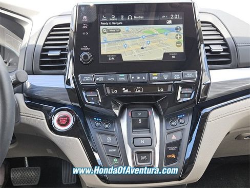 Certified 2024 Honda Odyssey Elite image 18