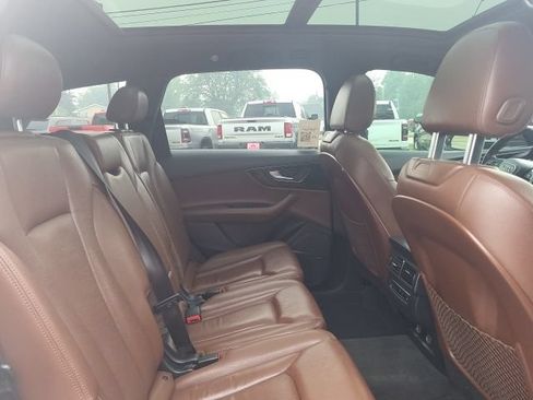 Used 2018 Audi Q7 3.0T Premium Plus w/ Premium Plus Package AWD/4WD image 22