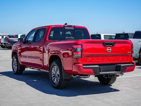 New 2026 Nissan Frontier SV w/ Tow Package AWD/4WD image 8