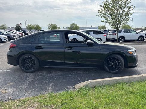 Used 2023 Honda Civic Sport image 11