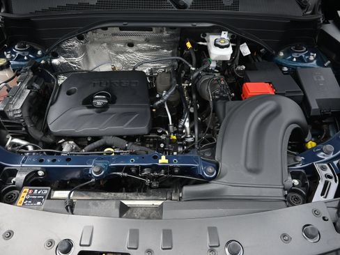 Certified 2023 Chevrolet TrailBlazer ACTIV w/ Sun and Liftgate Package FWD image 33