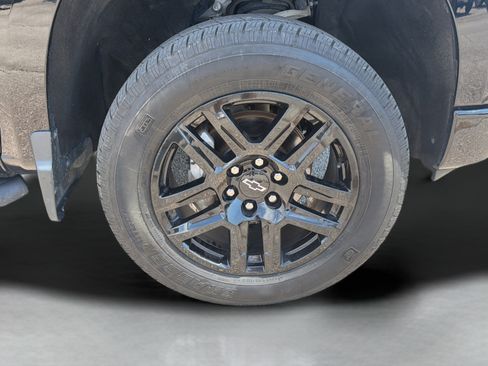 Used 2022 Chevrolet Silverado 1500 LT Trail Boss w/ Convenience Package II AWD/4WD image 27