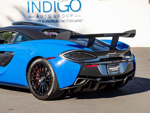 Used 2020 McLaren 620R image 10